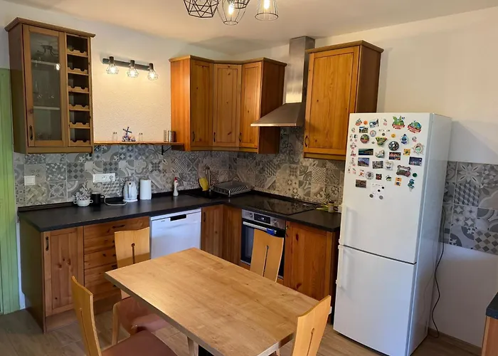 Sofi بيت للعطل